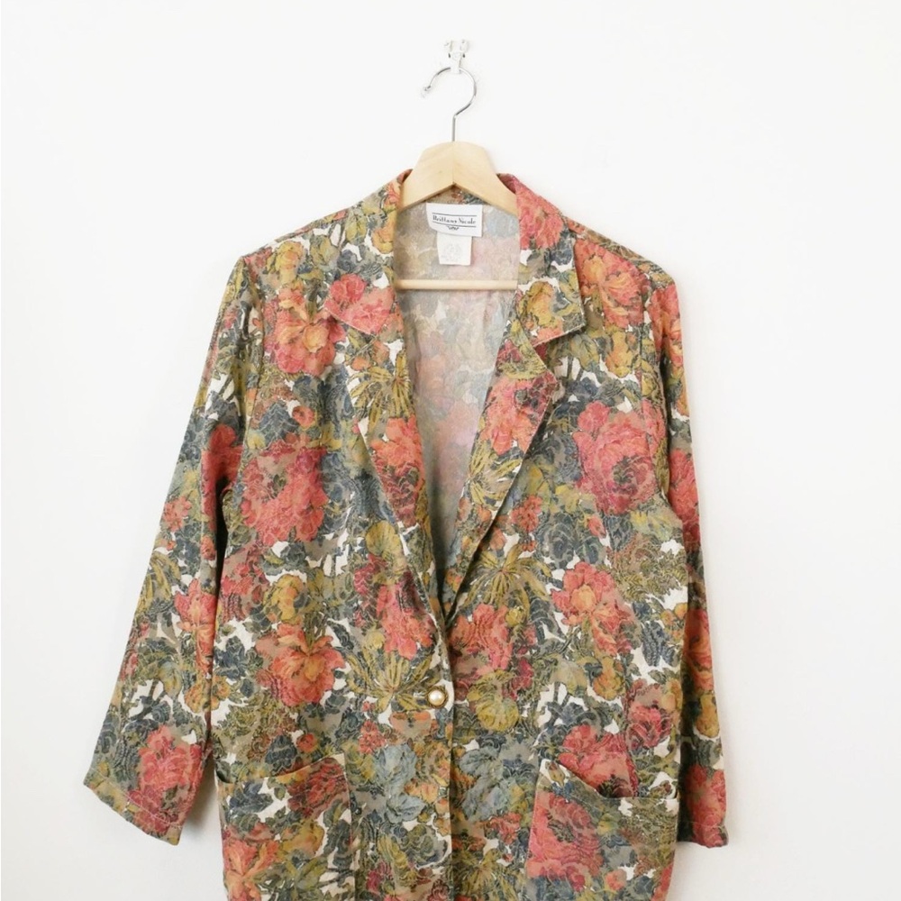 Vintage 90's Women's Floral Slouchy Blazer/Light Jacket